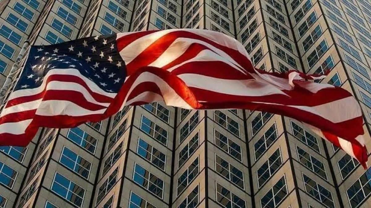 القطاع الخاص الأمريكي يضيف 20 ألف وظيفة أسبوعياً في المتوسط
