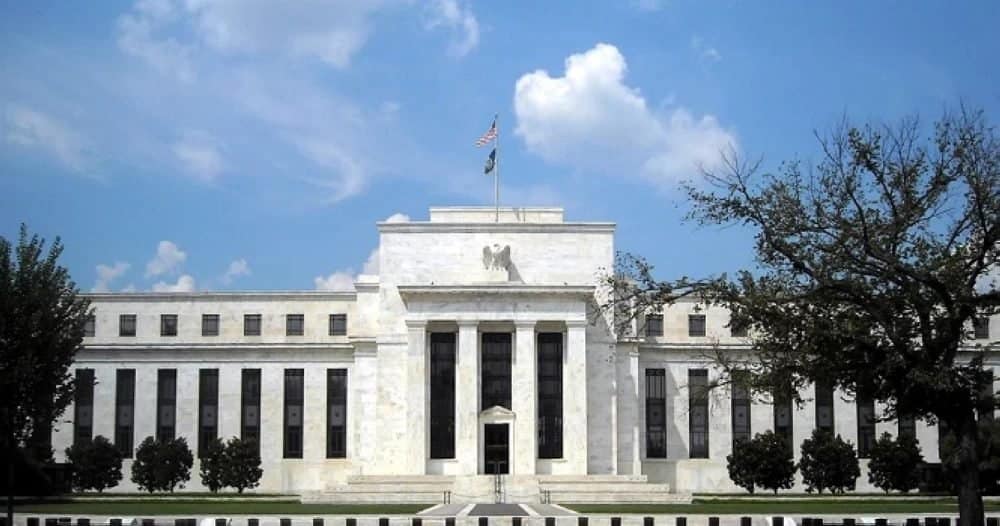 الفيدرالي الأمريكي يرفع الفائدة ربع نقطة إلى نطاق 3.75% و4% لمواجهة تضخم متفاقم