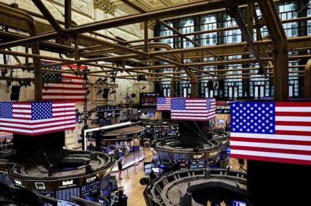 الأسهم الأمريكية تستعيد الزخم.. ناسداك يقفز 1.69%