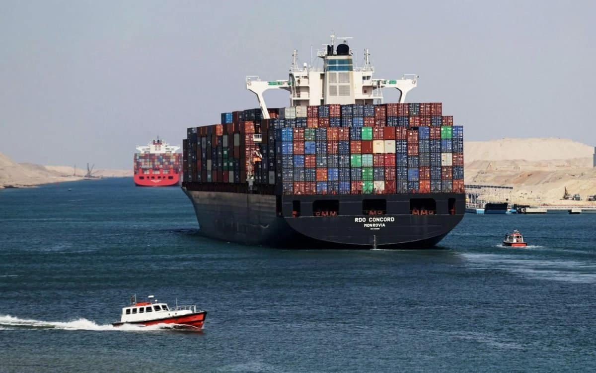 إيرادات قناة السويس تتجاوز 567 مليون دولار في أغسطس بزيادة 56.7%