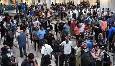 قد تضطر أمريكا لإغلاق بعض مطاراتها