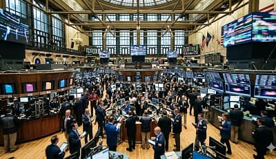 أسهم أمريكا تتراجع 1% وسط مخاوف التضخم