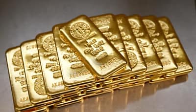 الذهب يستقر قرب 4800 دولار ومكاسب أسبوعية مستمرة