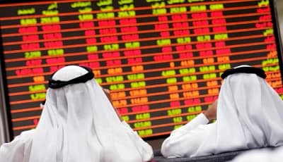 مع ضبابية وضع هرمز تباين أداء بورصات الخليج