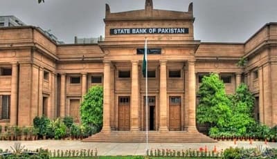 باكستان تُنجز سداد 3.45 مليار دولار للإمارات في أسبوع واحد