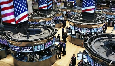 صناديق الأسهم الأمريكية تشهد أكبر موجة تخارج منذ شهرين