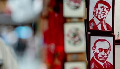 بوتين يبلغ ترامب أن موسكو لا تنوي اتخاذ إجراءات عدائية تجاه أوروبا