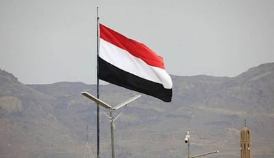 القوات اليمنية تعلن استهداف مواقع للحوثيين قرب المخا