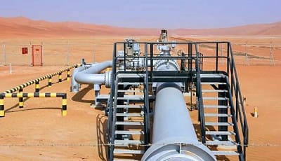 السعودية تستأنف تصدير النفط عبر خط أنابيب شرق-غرب وسط تقلبات جيوسياسية