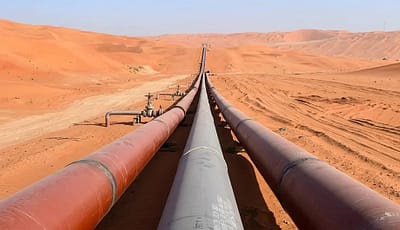 السعودية ترفع تدفقات النفط عبر خط شرق-غرب إلى أكثر من 80% من طاقته