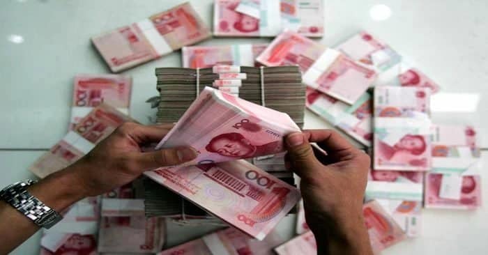 اليوان الصيني يبلغ أعلى مستوى في 4 سنوات مدعوماً بسياسة بنك الشعب