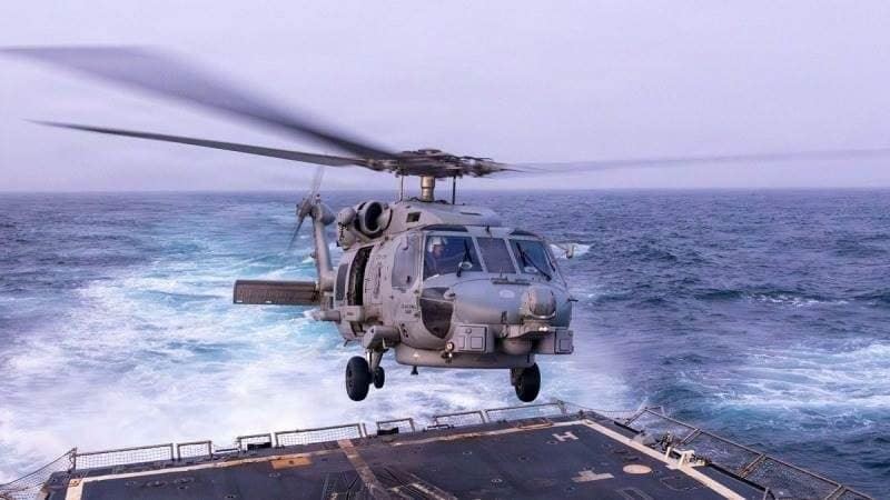 قيادة CENTCOM تعيد توجيه 96 سفينة تجارية في مضيق هرمز
