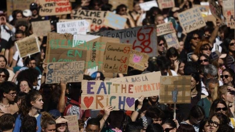 المفوضية الأوروبية: حق الاحتجاج السلمي يجب أن يُحمى في جميع الدول الديمقراطية