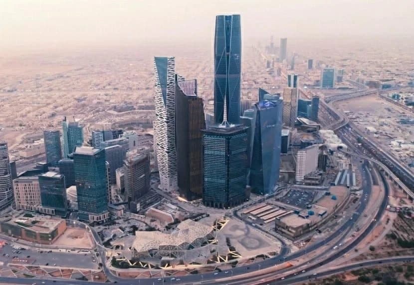 مؤشر قطاع الإنشاءات السعودي يرتفع للشهر الرابع على التوالي